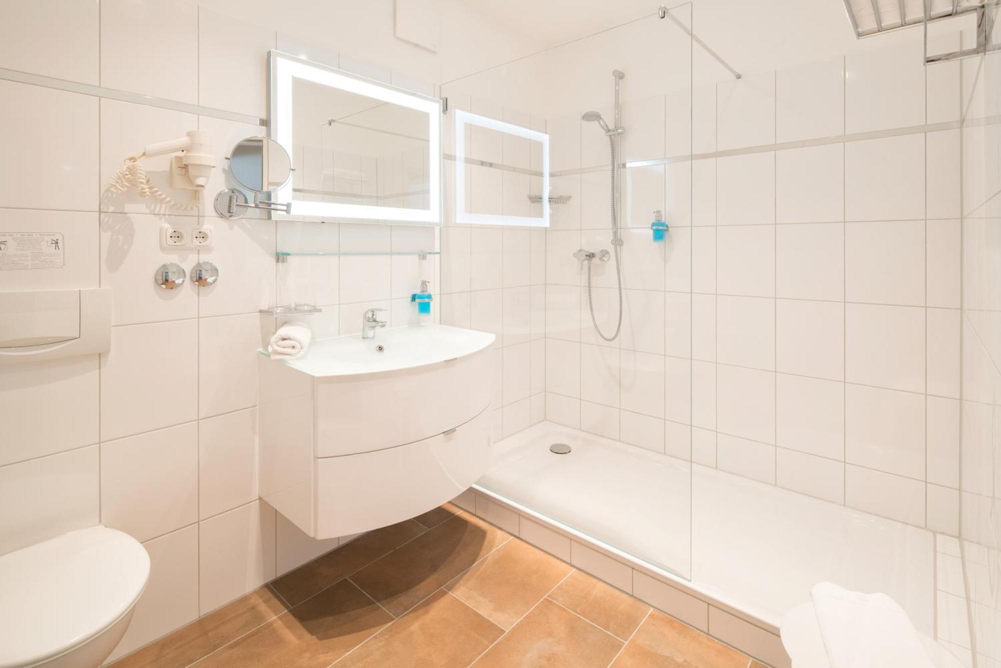 Hotel Bellevue Timmendorfer Strand Εξωτερικό φωτογραφία